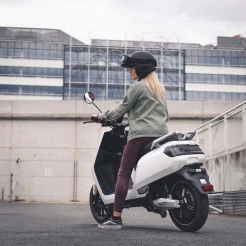 S5D Urban Electric Motorcycle Long-Range Commuter with