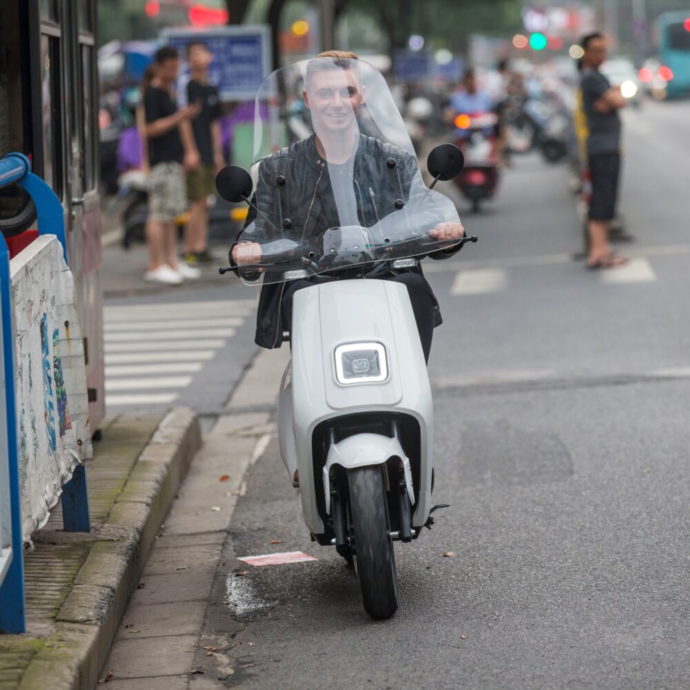 S5D Urban Electric Motorcycle Long-Range Commuter with