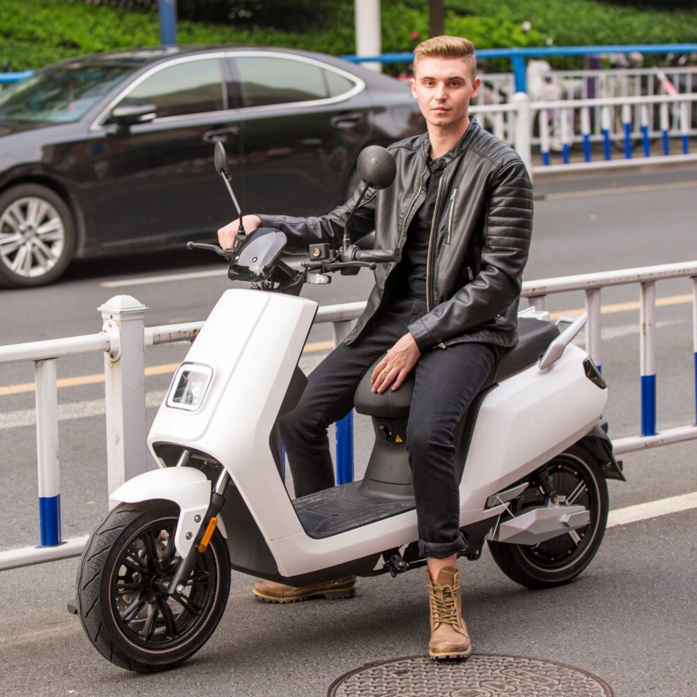 S5D Urban Electric Motorcycle Long-Range Commuter with