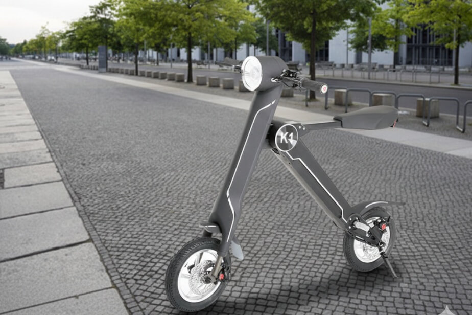 Scooter elettrico pieghevole