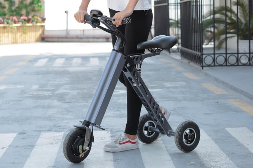 Skuter Listrik Lipat