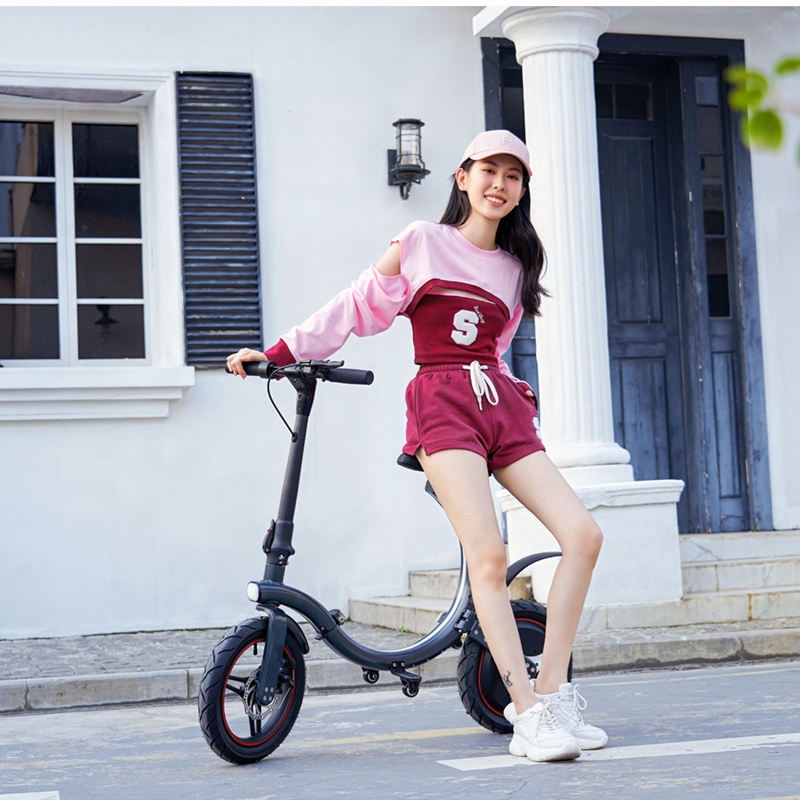 Складной электрический скутер