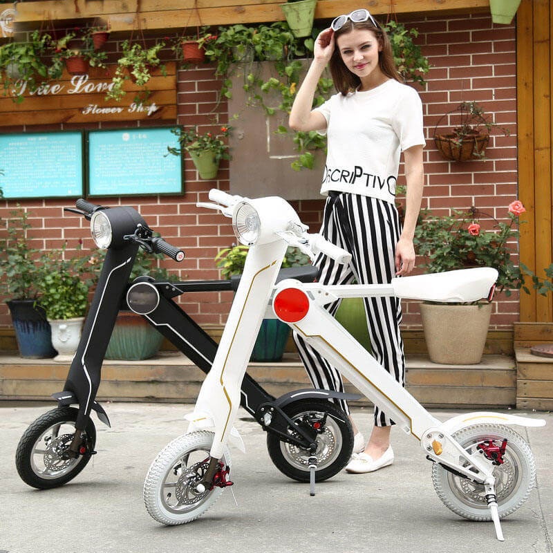 Kokoontaitettava sähköinen skootteri